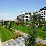 Free Garage Parking!!! Stylish Getaway In Prime Location - By The Danube And Old Town * Братислава