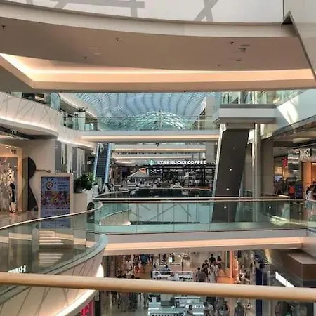 דירה Free Garage Parking!!! Stylish Getaway In Prime Location - By The Danube And Old Town ברטיסלאבה