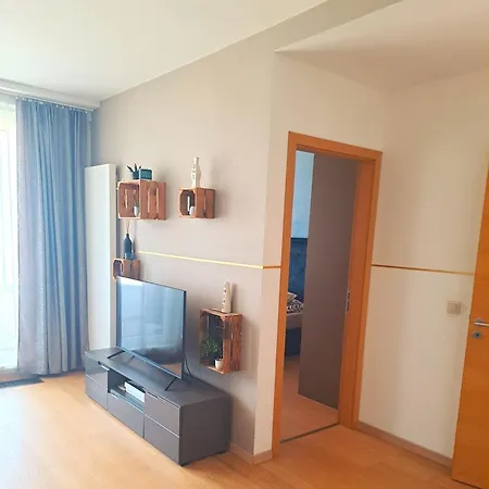 Free Garage Parking!!! Stylish Getaway In Prime Location - By The Danube And Old Town Apartamento