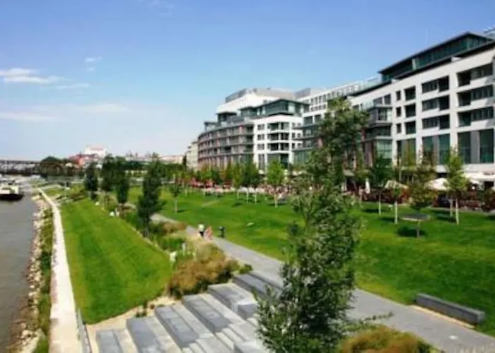 Free Garage Parking!!! Stylish Getaway In Prime Location - By The Danube And Old Town * Bratysława