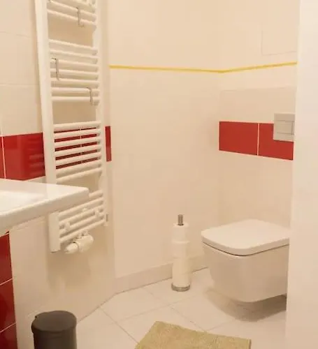 Free Garage Parking!!! Stylish Getaway In Prime Location - By The Danube And Old Town Apartmán Bratislava