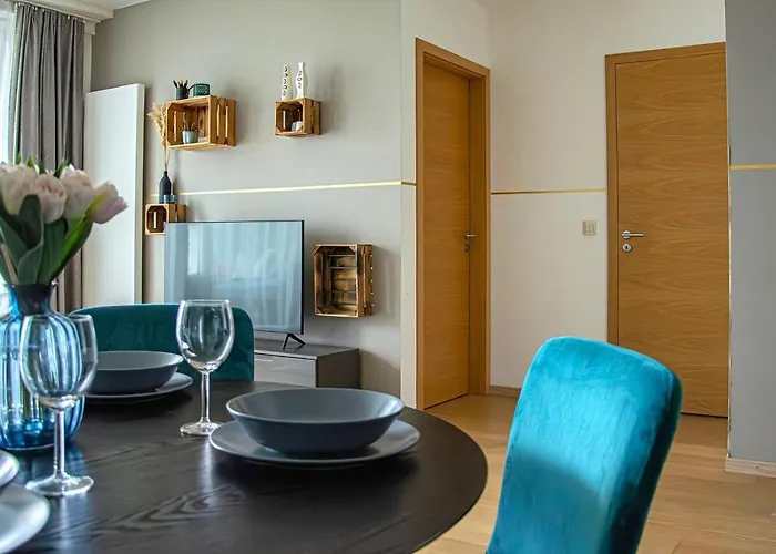 Free Garage Parking!!! Stylish Getaway In Prime Location - By The Danube And Old Town Apartmán Bratislava