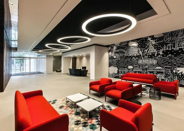 Free Garage Parking!!! Stylish Getaway In Prime Location - By The Danube And Old Town * براتسيلافا