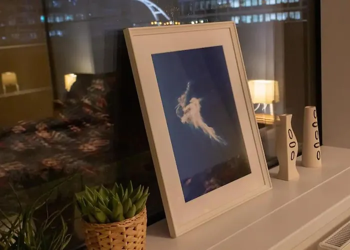 Apartment Free Garage Parking!!! Stylish Getaway In Prime Location - By The Danube And Old Town Pressburg