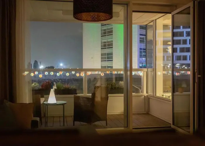 Free Garage Parking!!! Stylish Getaway In Prime Location - By The Danube And Old Town Pressburg